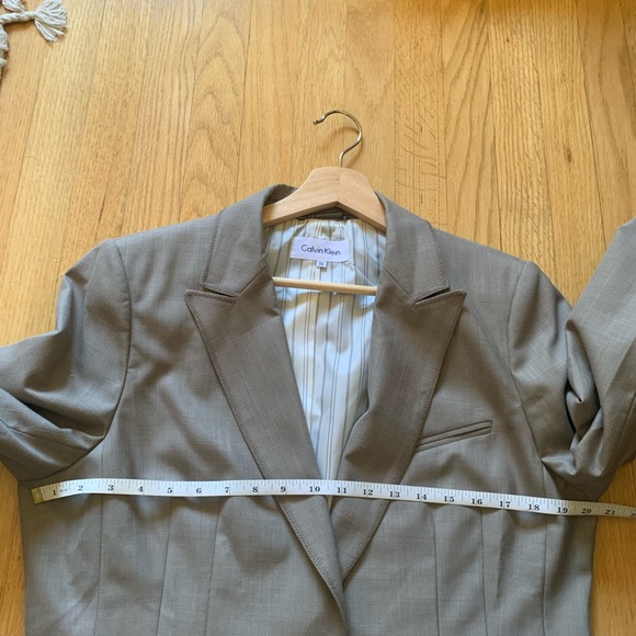 Calvin Klein // Grey Blazer - Picture 7 of 13